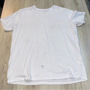 Seeded and sewn white short sleeve shirt top